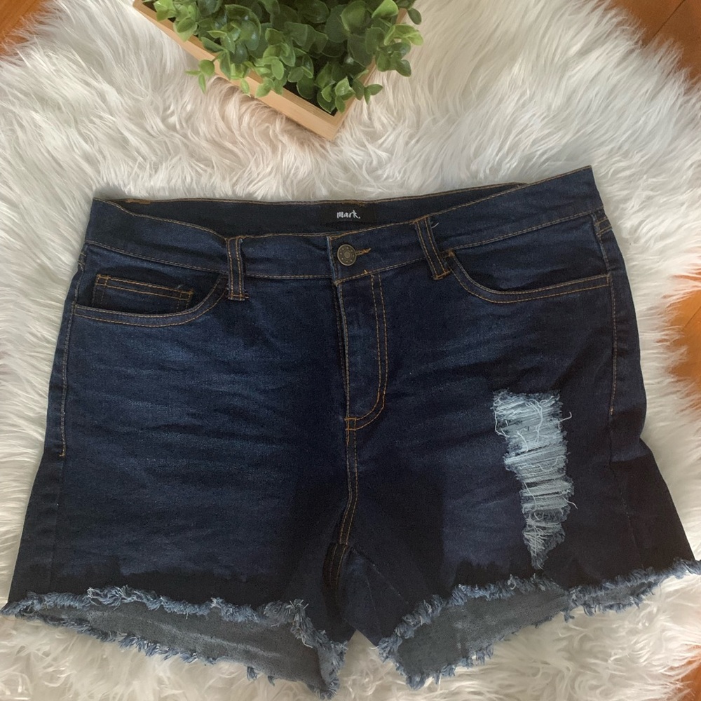 Mark. Jean shorts